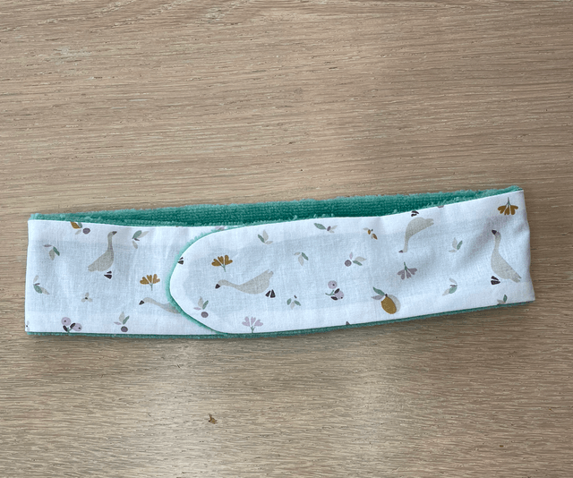 Bandeau de soin, oies et fleurs 