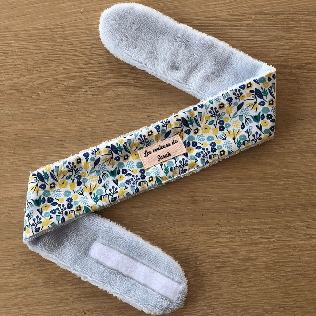 Bandeau de soin, fleurs bleus jaunes