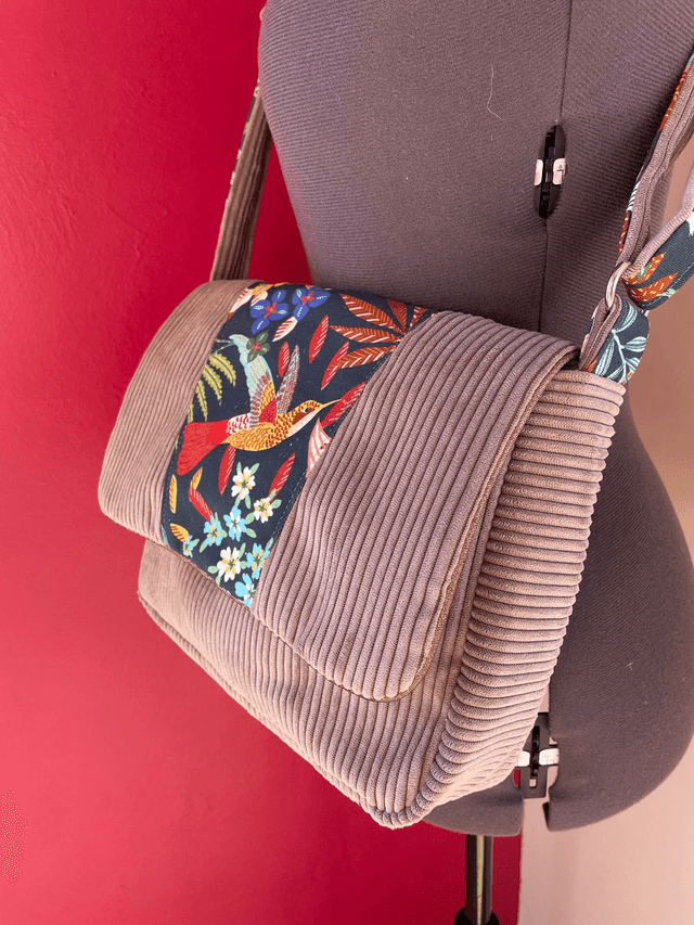 Sac à rabat Anaïs / Modèle taupe 